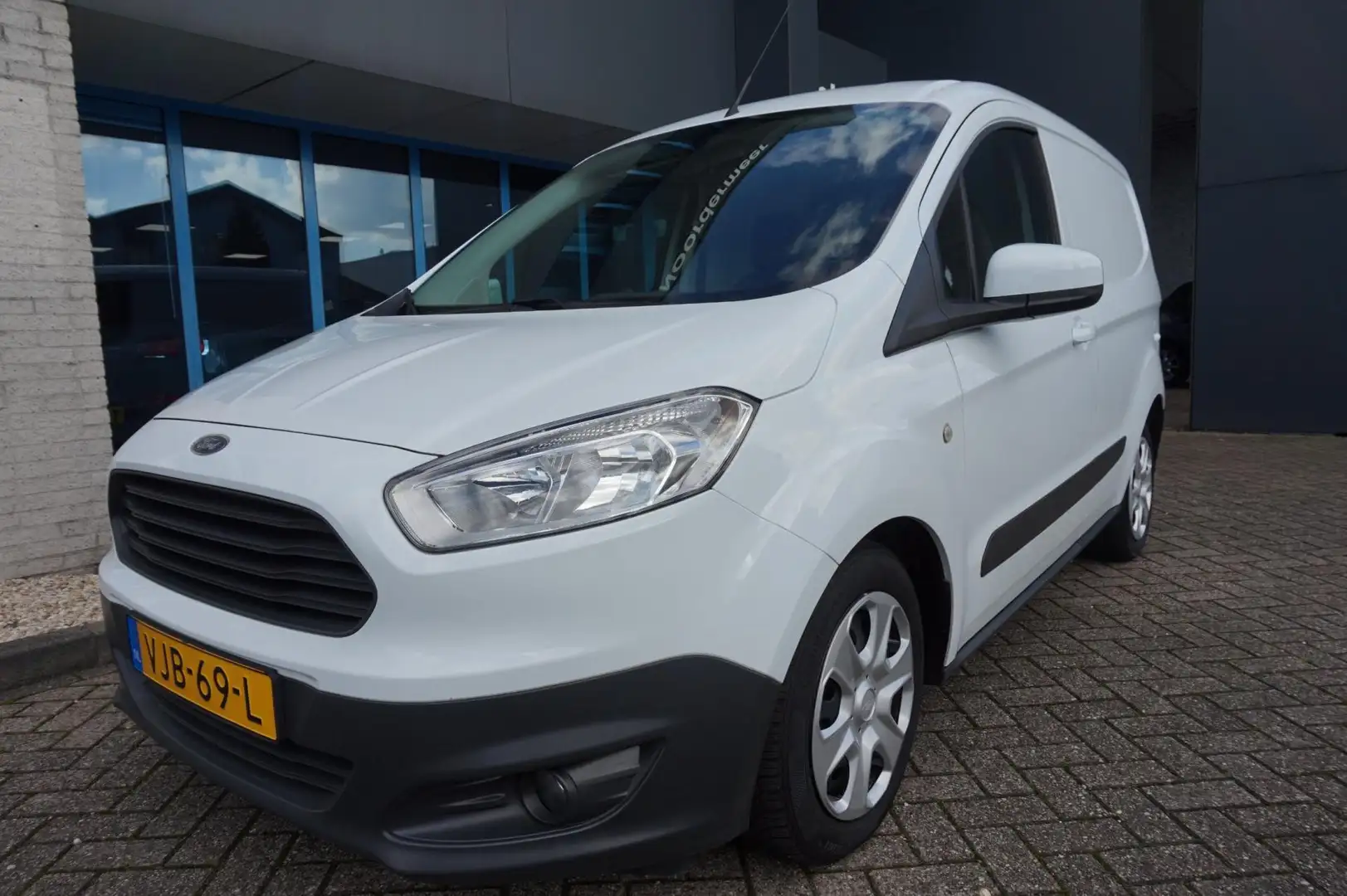 Ford Transit Courier Trend 1.0 74Kw Ecoboost Airco|Schuifdeur|Trekhaak| Wit - 1