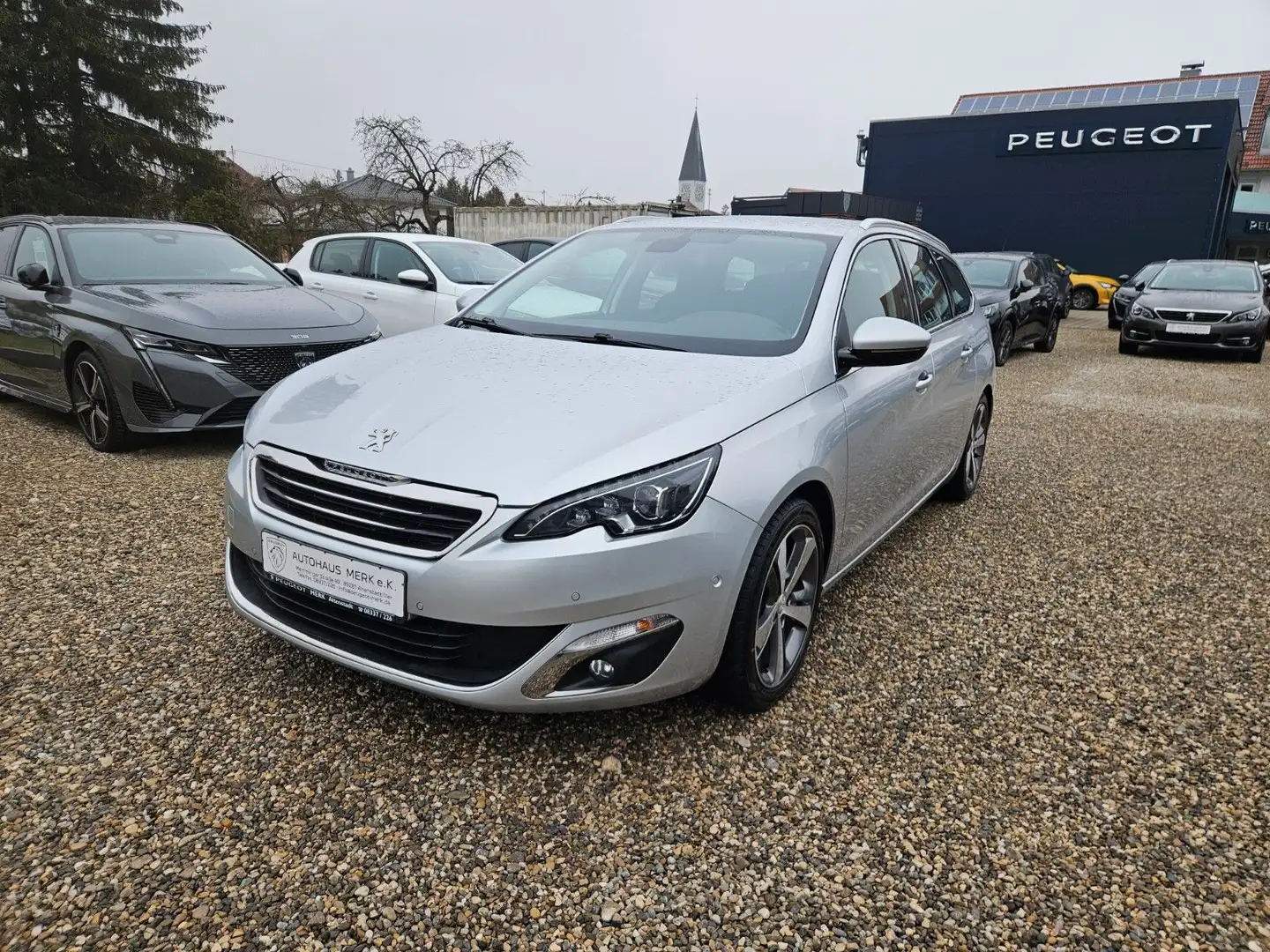 Peugeot 308 SW HDI Allure,EPH,Navi,AHK,8-fach bereift Grau - 2