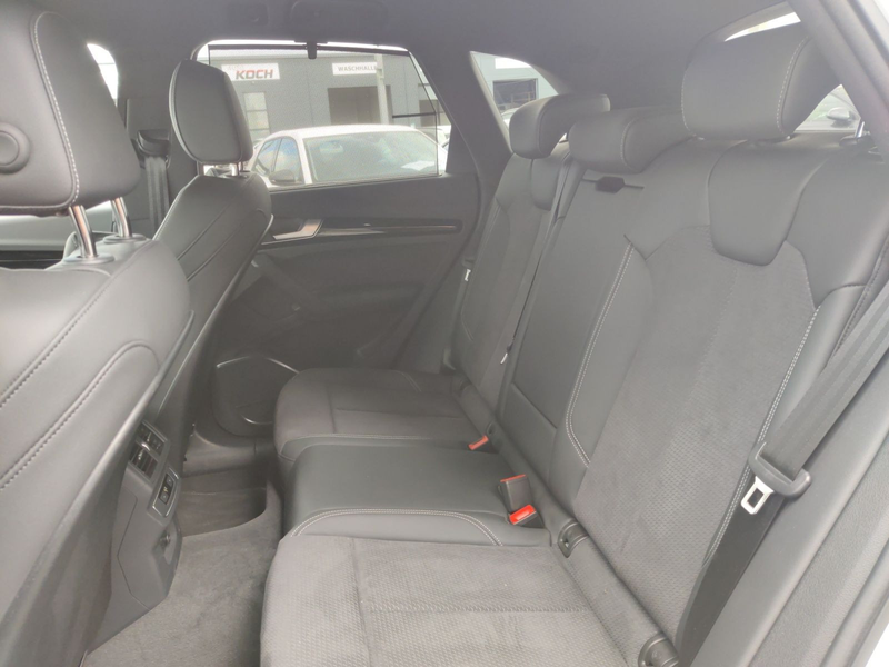 Audi Q5 40 TDI q. S-Tronic S-Line, AHK, Matrix-LED, R — photo 13