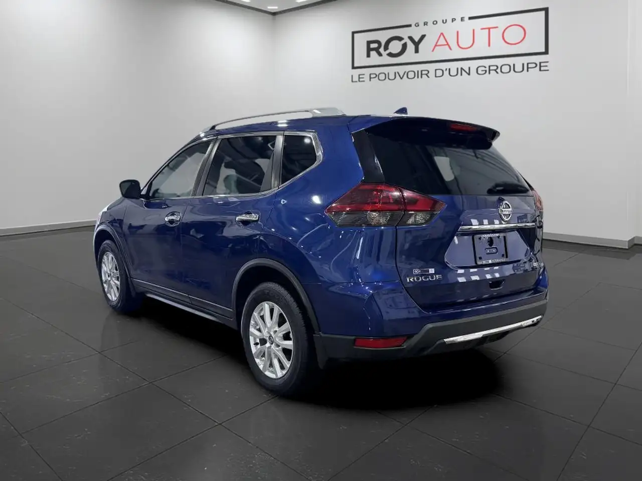 Nissan Rogue fotografie Nissan Rogue