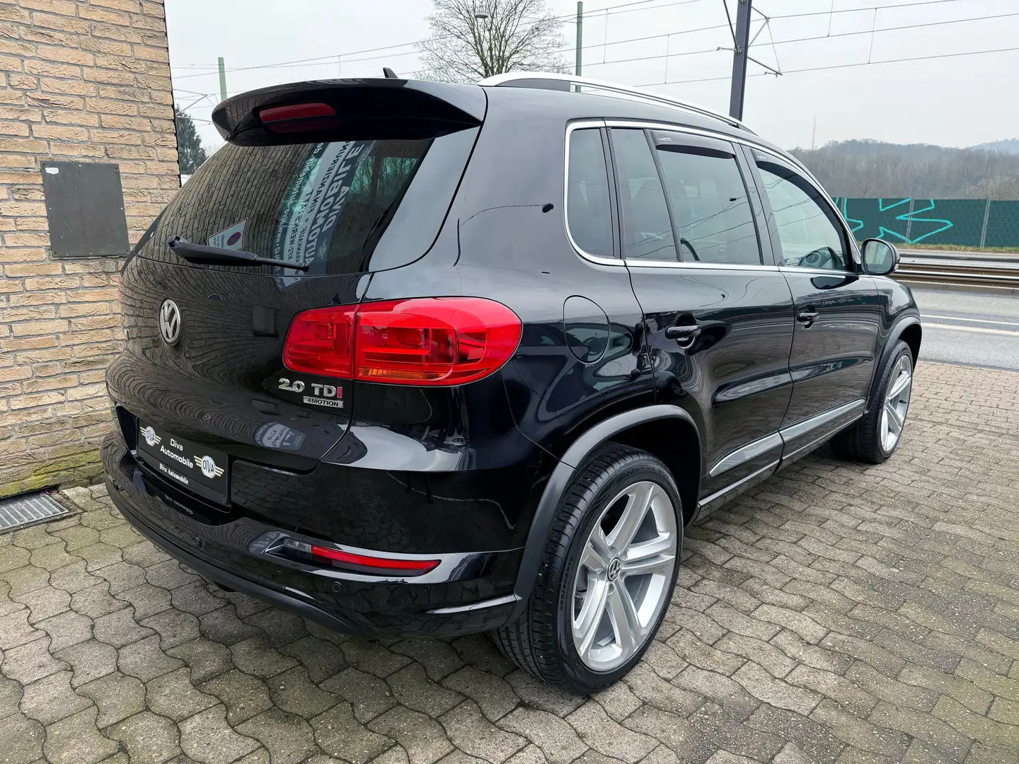 Volkswagen Tiguan 2.0 TDI R Line 4M Nero - 2