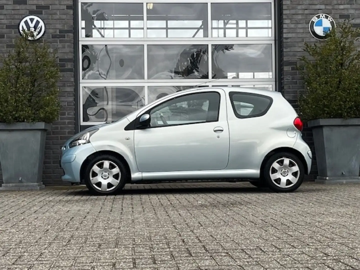 Toyota Aygo 1.0-12V + 3DRS. AIRCO - EL. RAMEN - RADIO CD ORG. Blauw - 2