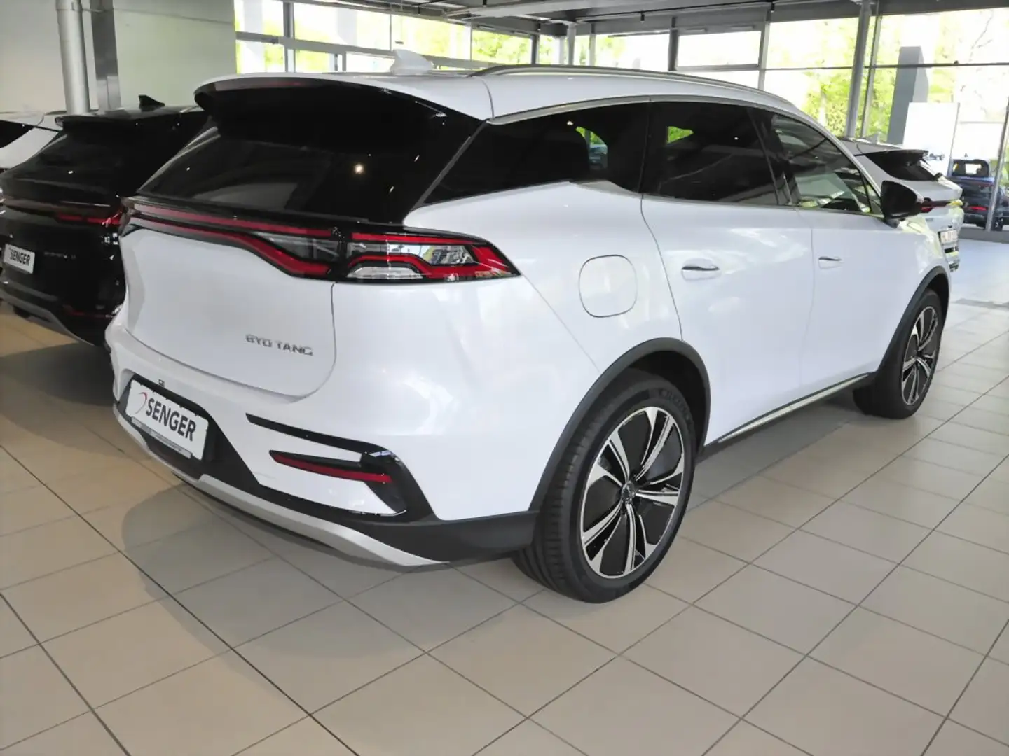 BYD Tang TANG Blanc - 2