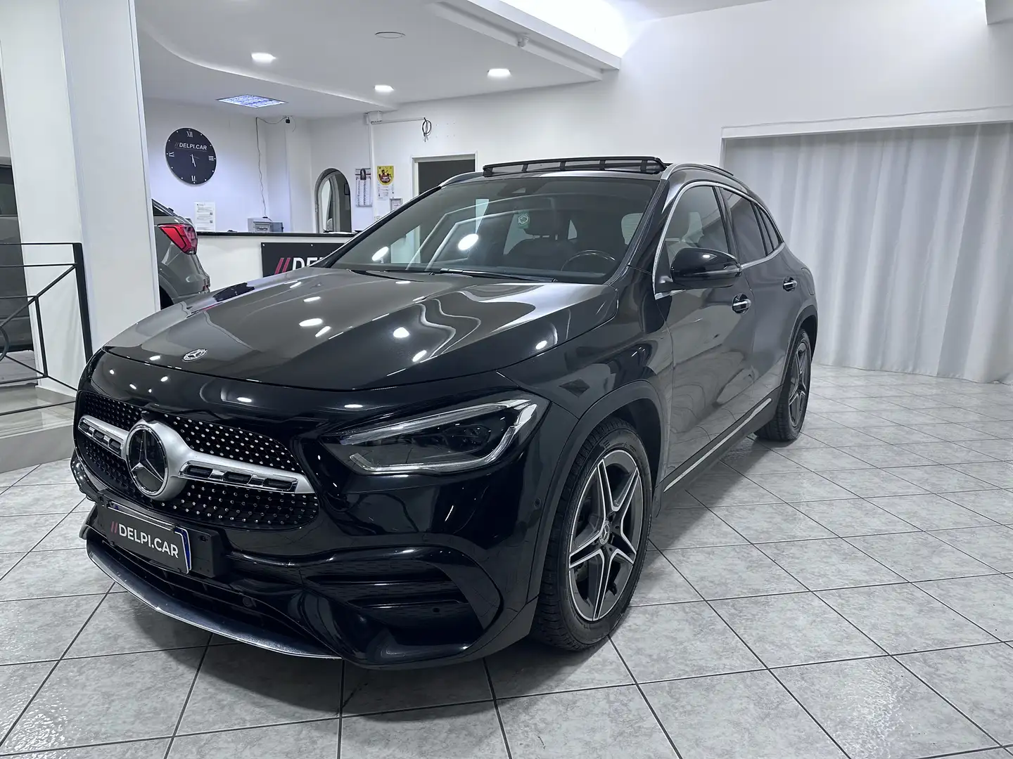 Mercedes-Benz GLA 200 d Premium 4matic auto - 2
