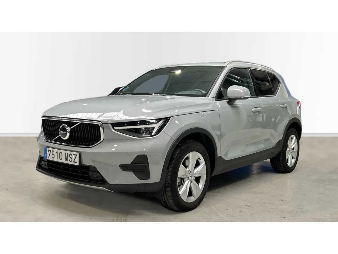 Volvo XC40 B3 Core Aut. Gris - 1
