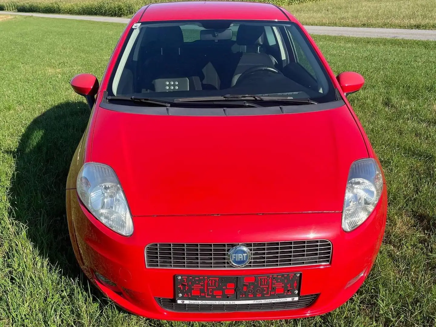 Fiat Grande Punto Grande Punto 1,4 16V Starjet Sport Sport Rot - 2
