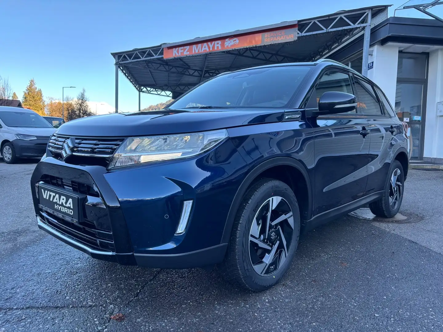 Suzuki Vitara 1,4 Hybrid ALLGRIP Flash Aut. Panorama Blau - 1