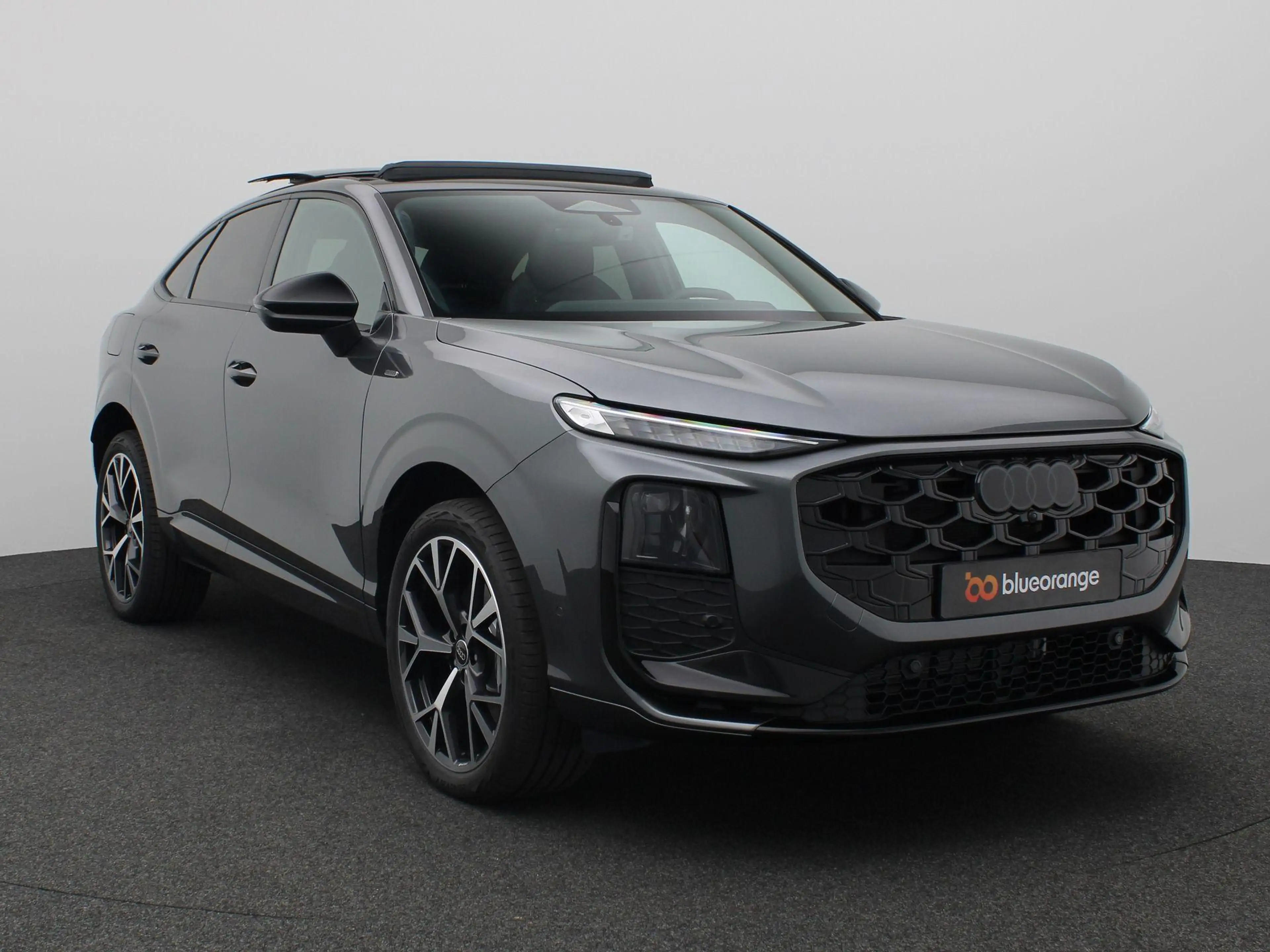 Audi Q3 Sportback 1.5 e-hybrid S edition 272PK S-Tronic SO — photo 12