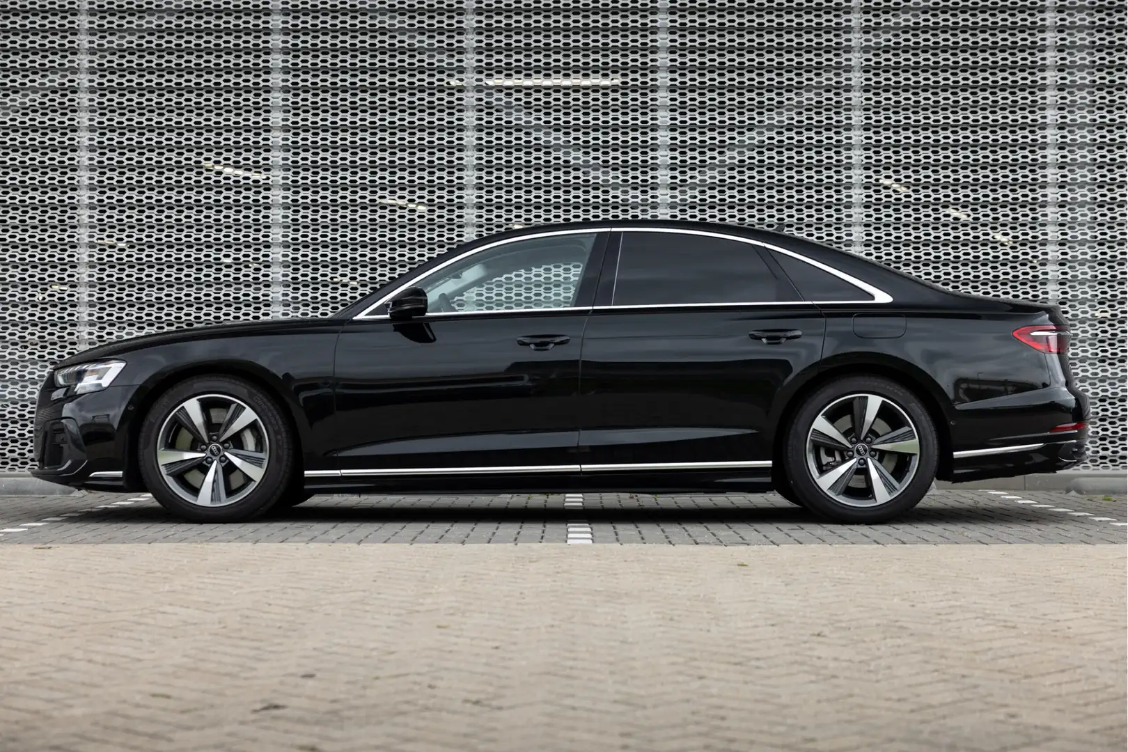 Audi A8 60 TFSI e 462PK quattro | Assistentiepakket plus | Noir - 2