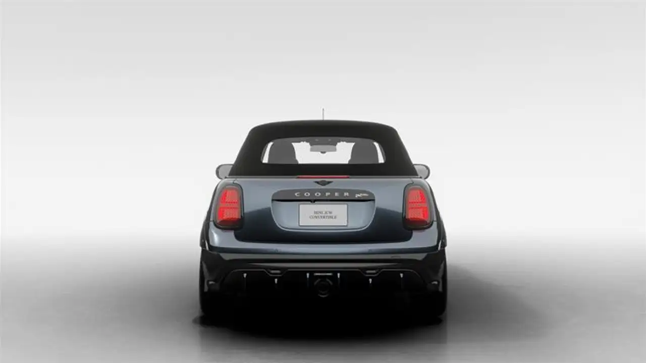 MINI Convertible снимка MINI Convertible