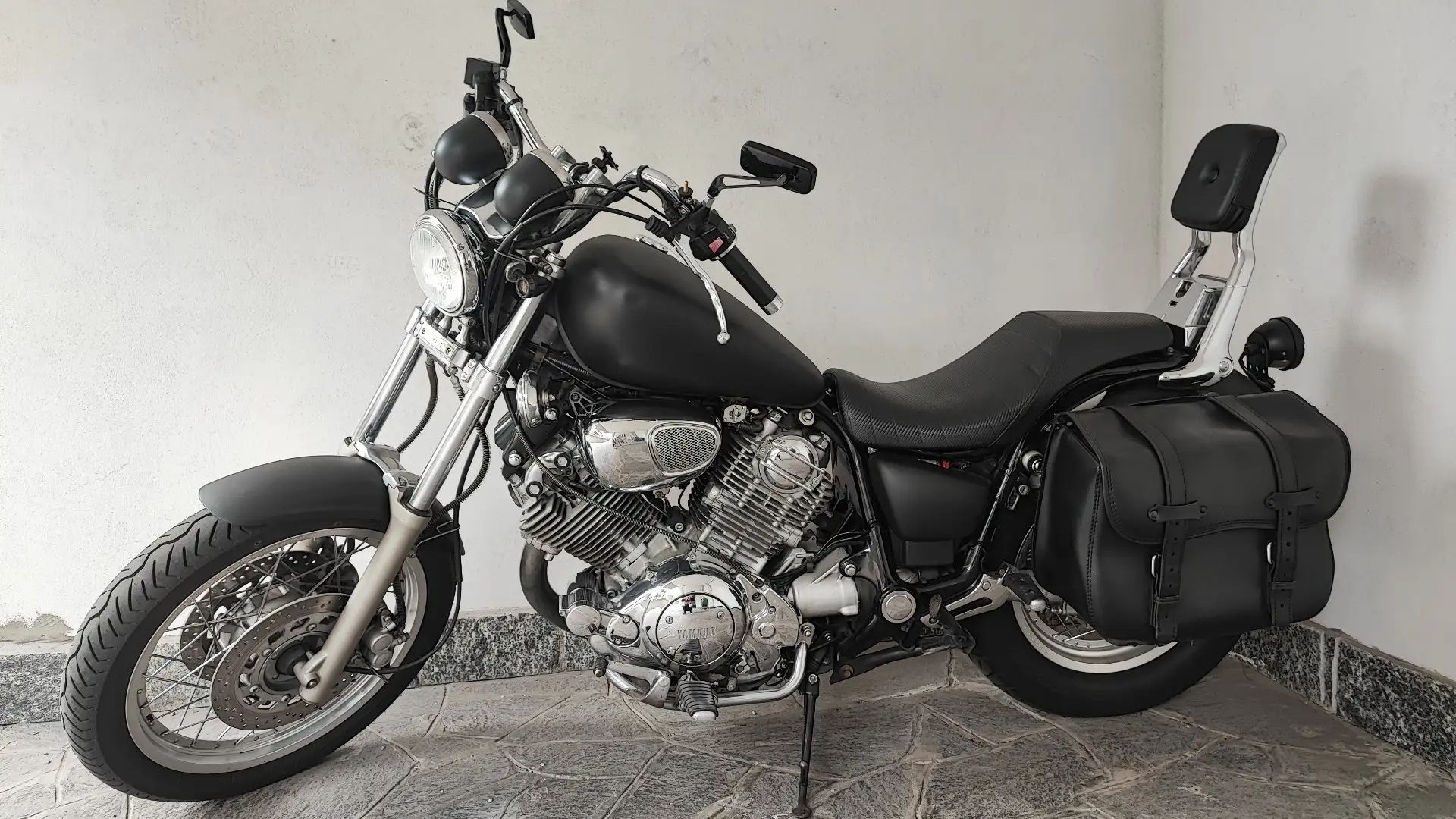 Yamaha XV 750 NESSUN LAVORO DA FARE Black - 1