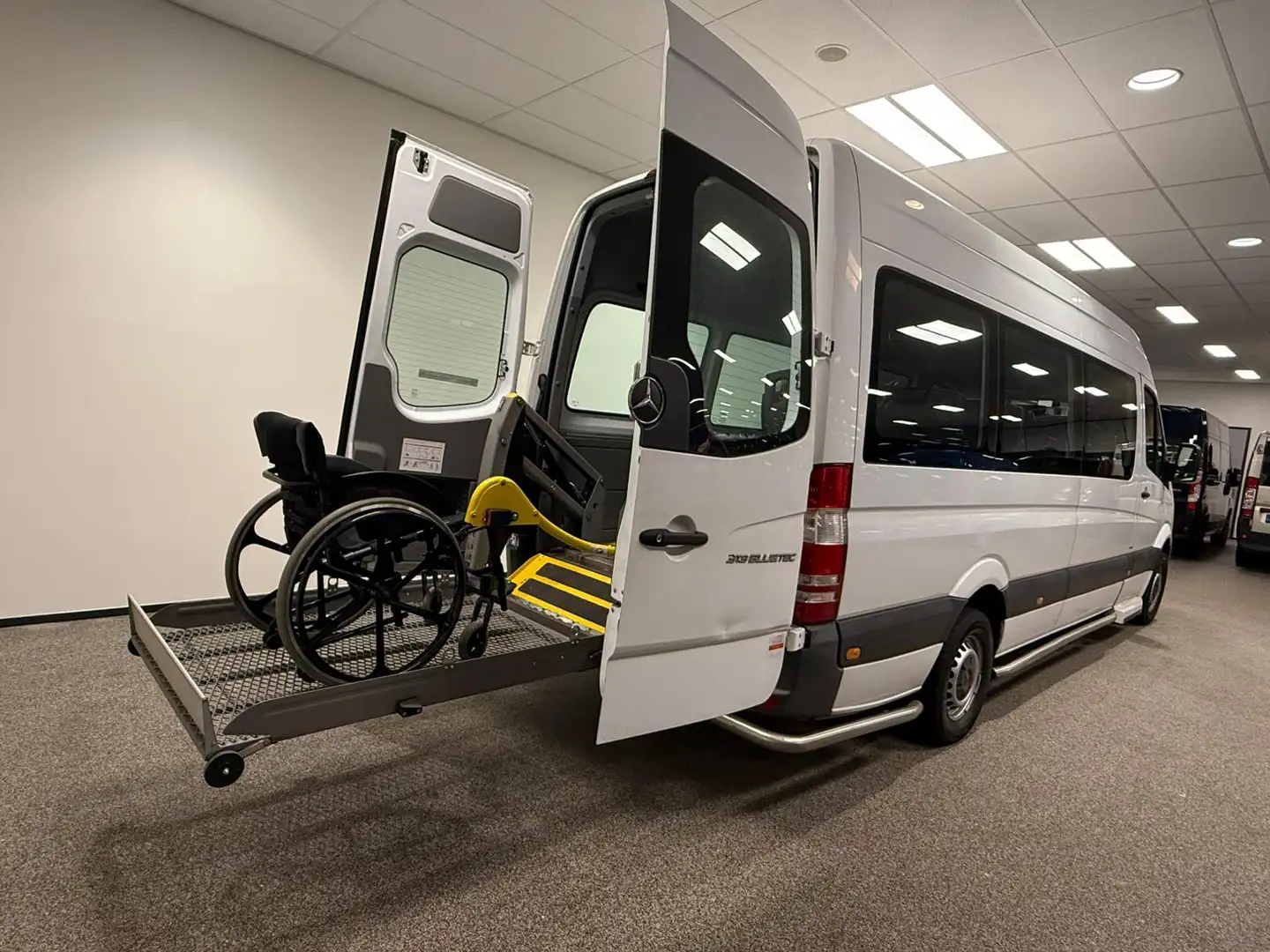 Mercedes-Benz Sprinter L3H2 Groepsvervoer Rolstoelbus 6x rolstoelplekken Blanc - 2