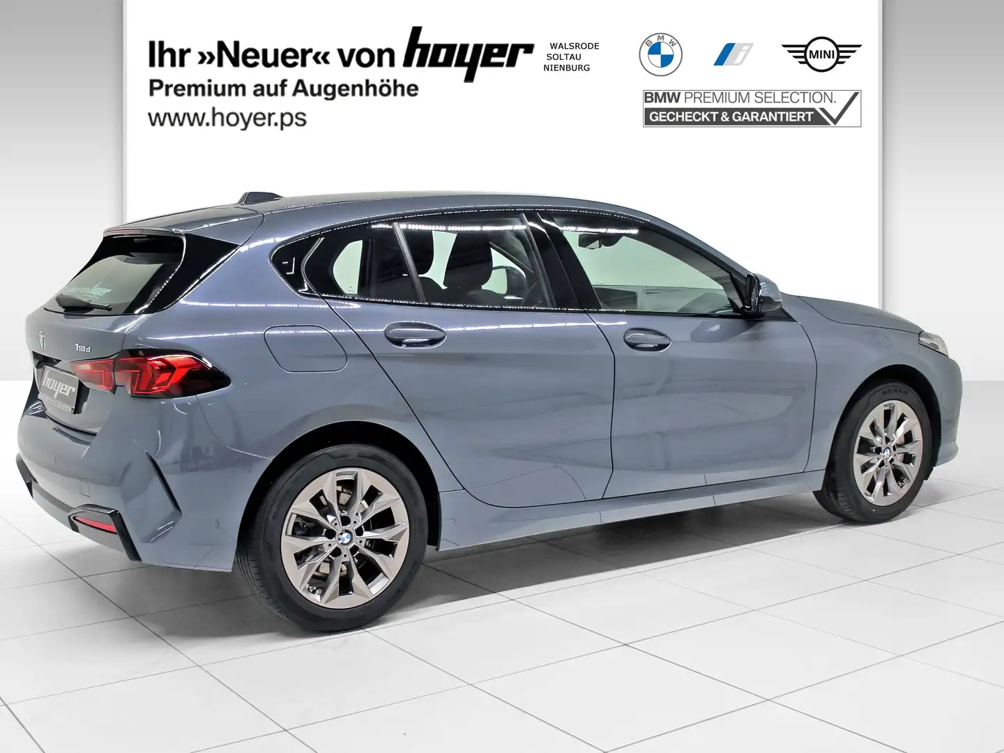 BMW 118 d Hatch DAB LED RFK Komfortzg. Parkassistent Grau - 2