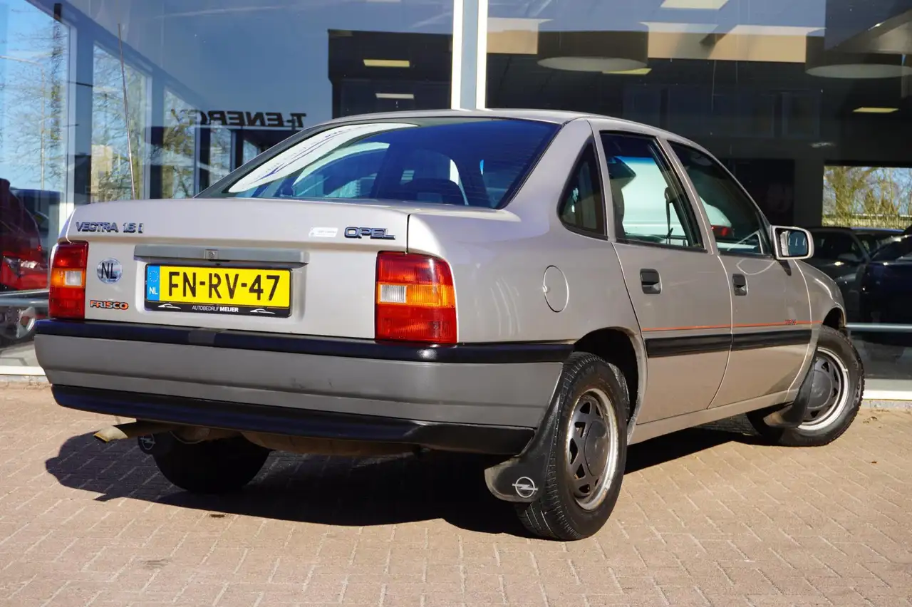 Opel Vectra 1.8i GL Frisco | Youngtimer | 5deurs | 143.000km |, foto 7