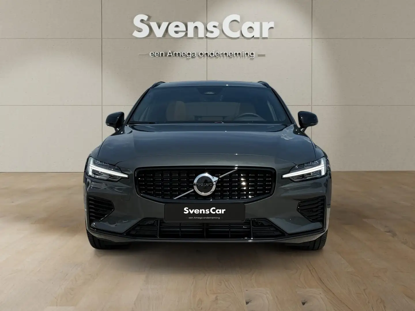 Volvo V60 2.0 T6 Plug-in hybrid AWD Plus Dark | Amber Nappa - 2