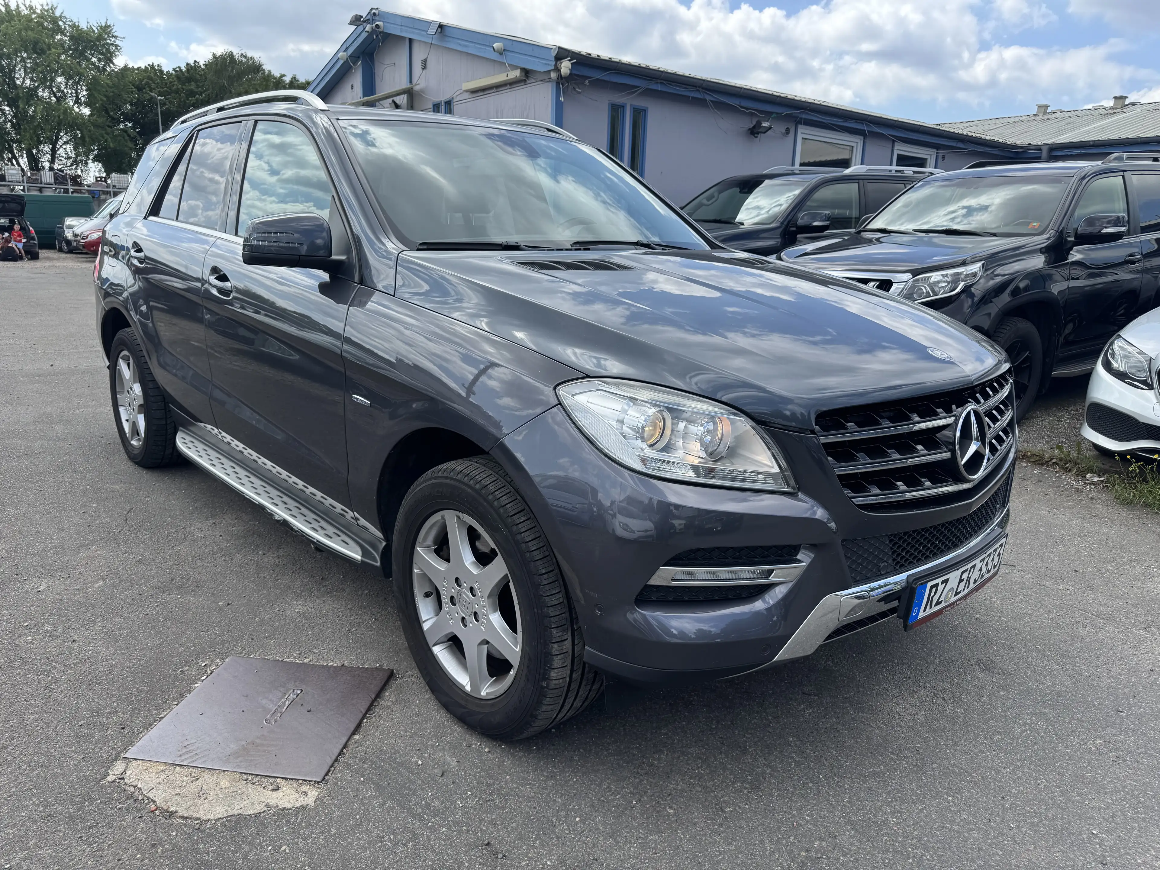 Mercedes-Benz ML 350 ML 350 4MATIC (BlueEFFICIENCY) 7G-TRONIC — photo 2