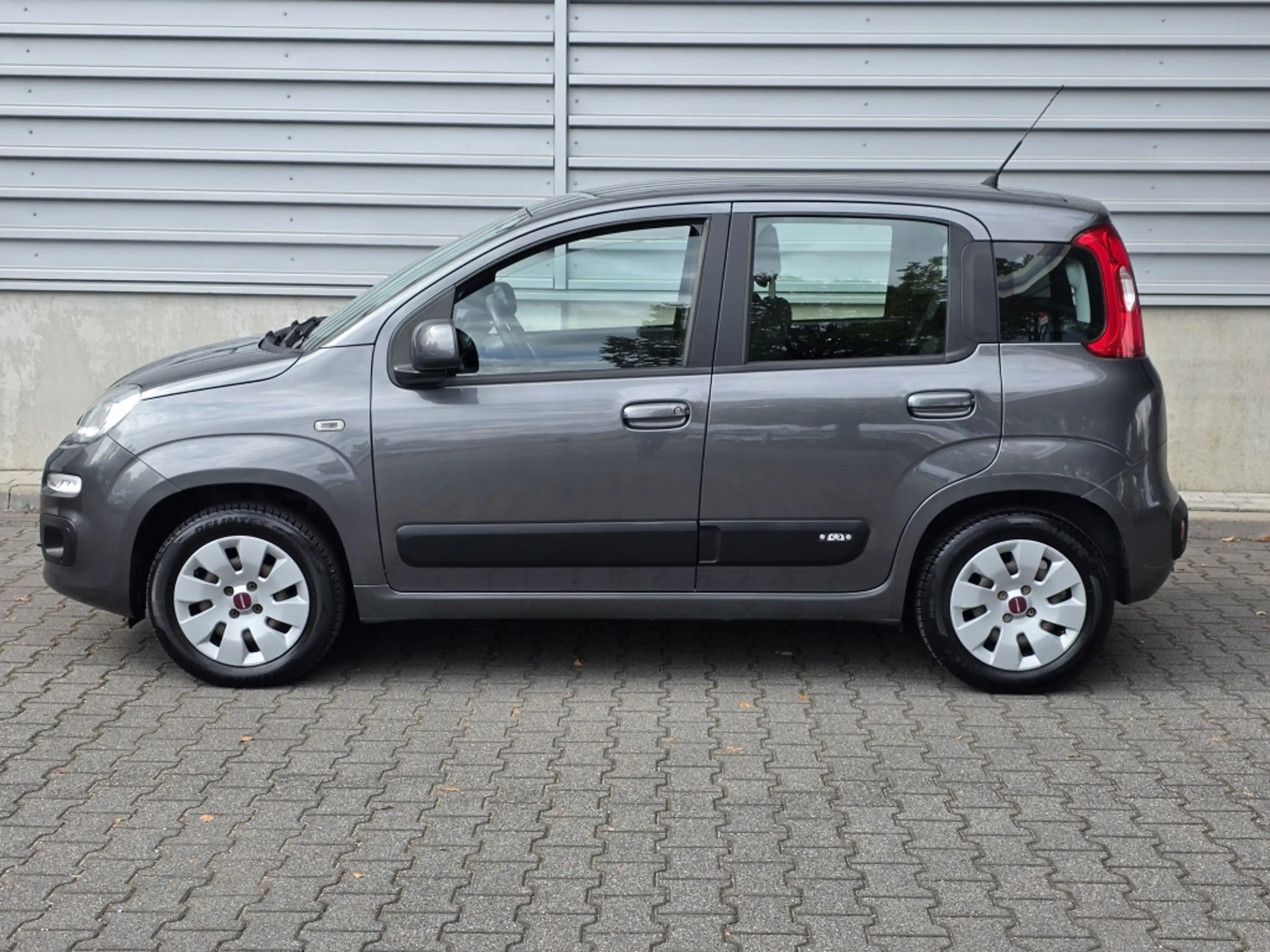 Fiat Panda Automaat | Cruise ctrl | Trekhaak | Parkeersensore — photo 2