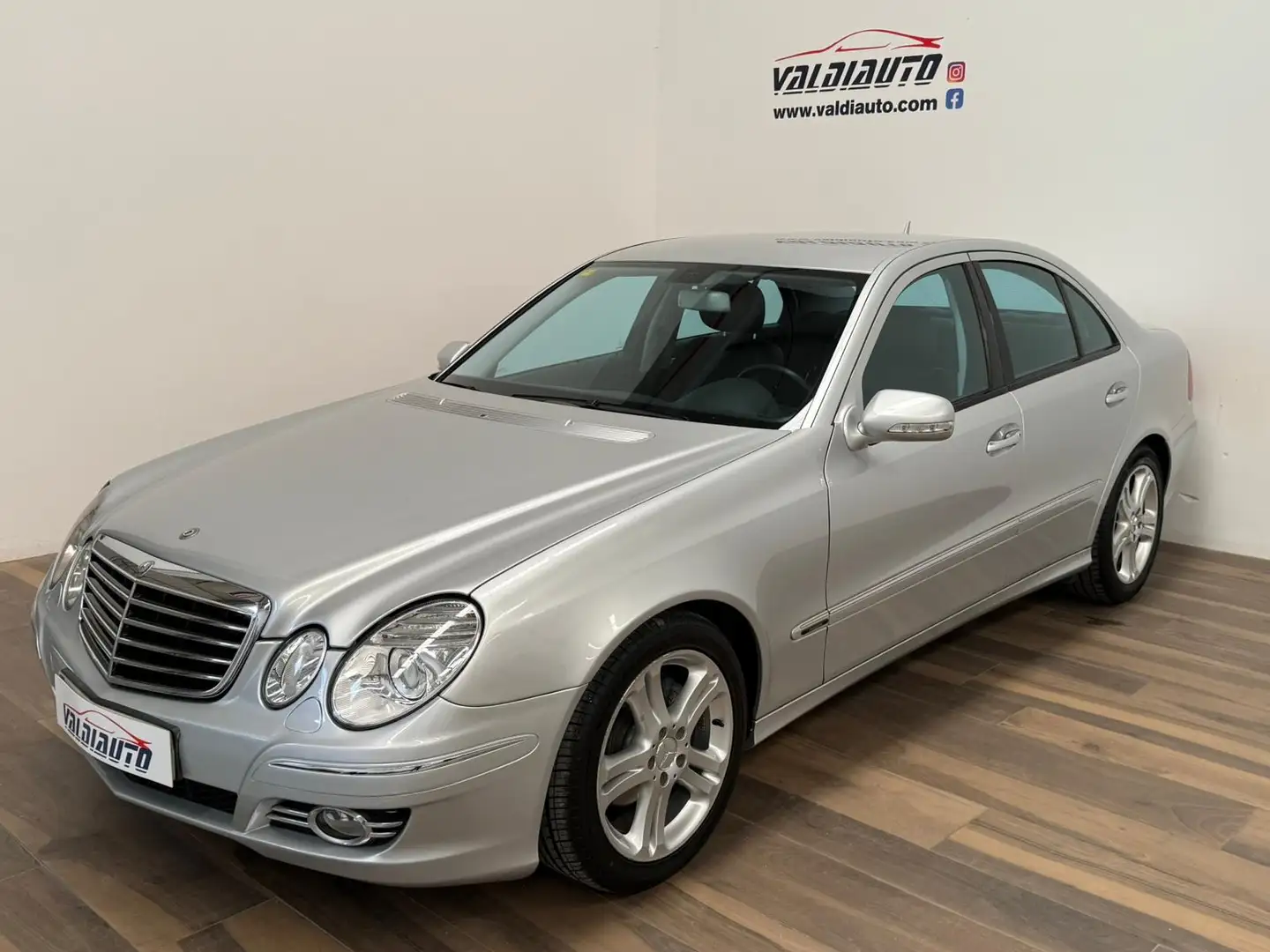 Mercedes-Benz E 280 Estate 280CDI Avantgarde 7G Gri - 1