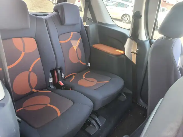 Peugeot 1007 view 15