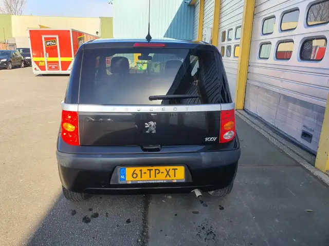 Peugeot 1007 view 14