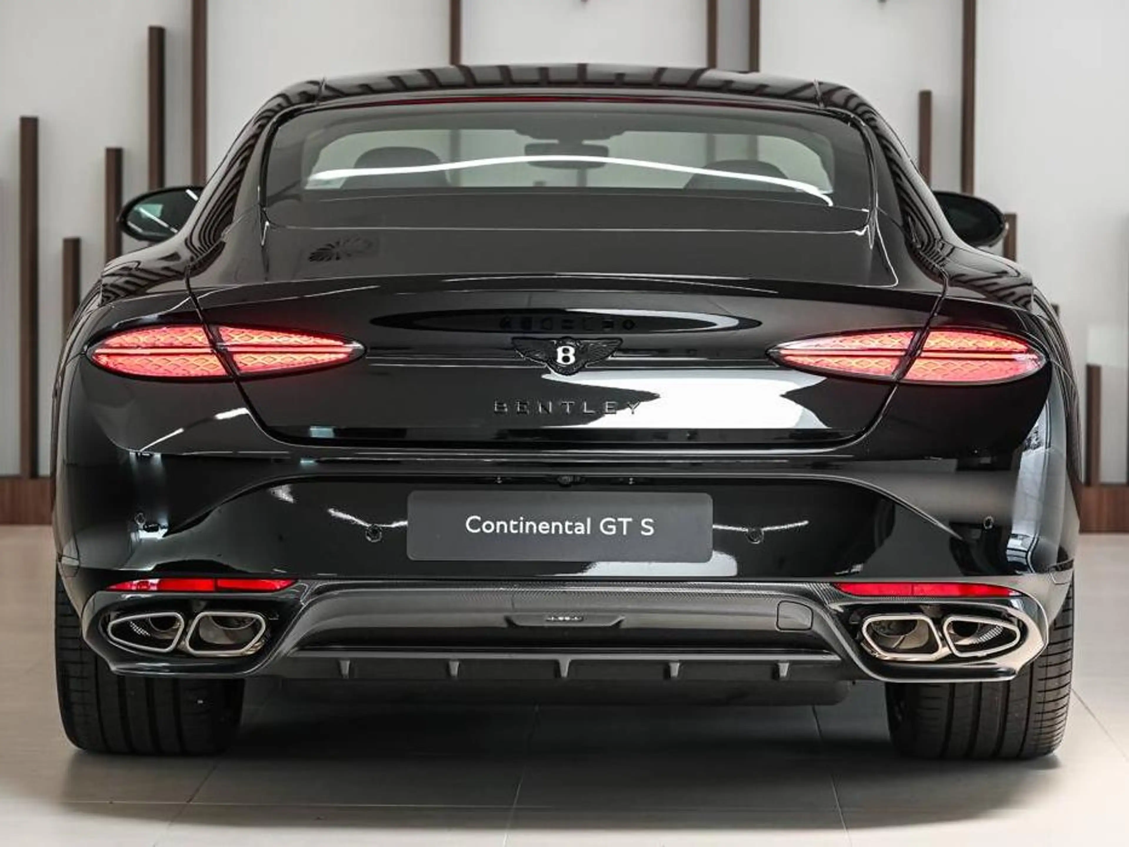 Bentley Continental GT Continental GT 4.0 Twin-Turbo V8 PHEV S (500 kW) S — photo 4