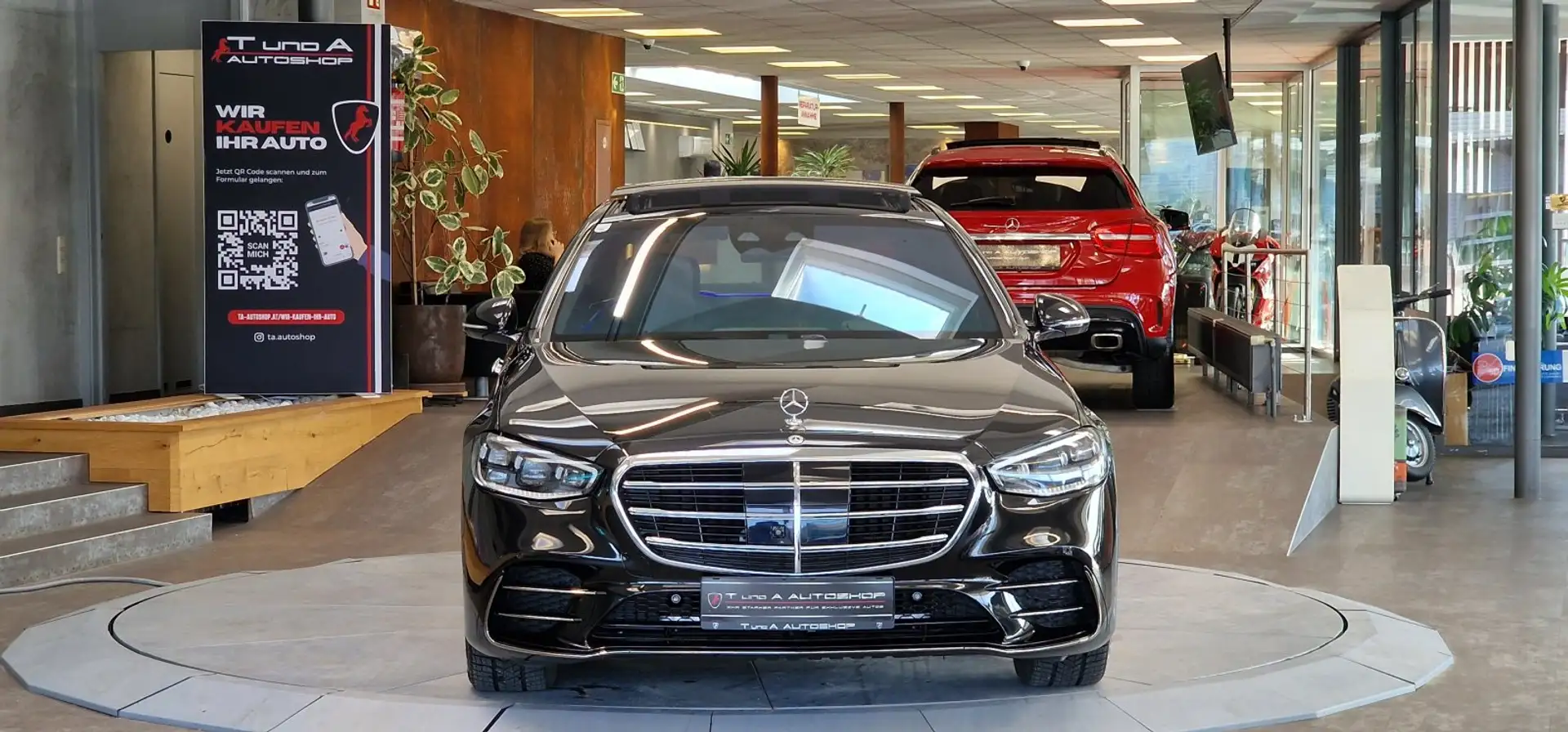 Mercedes-Benz S 580 e Lang AMG-Line 1-Hand Aut. *Head-up*Pano*360°*Luf Schwarz - 2