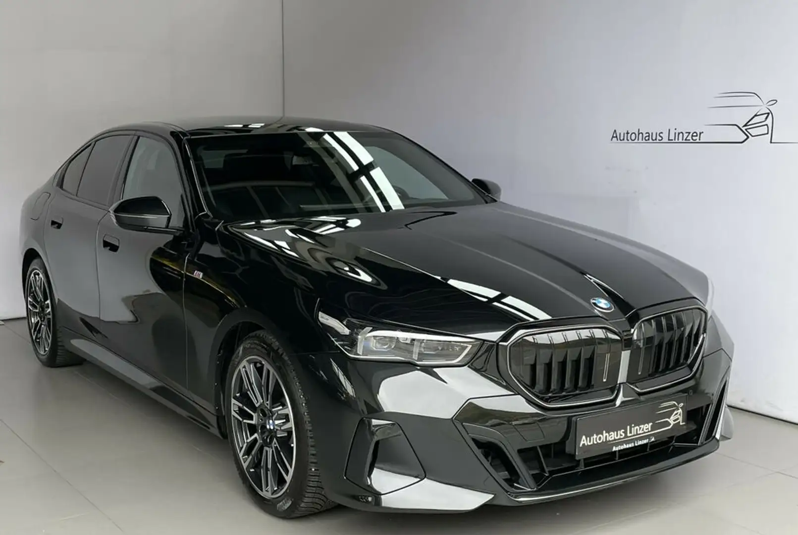 BMW 520 d xDrive M *Sitzkühl*PANO*H&K*360*MEMO*KeyGo Schwarz - 1