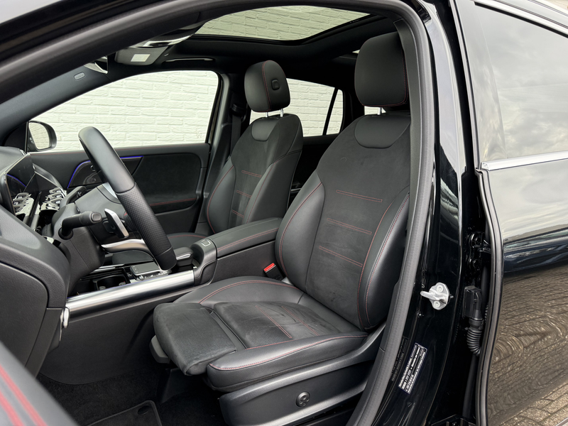 Mercedes-Benz GLA 200 Business Solution AMG | Pano | Ambient Light | Key — photo 29