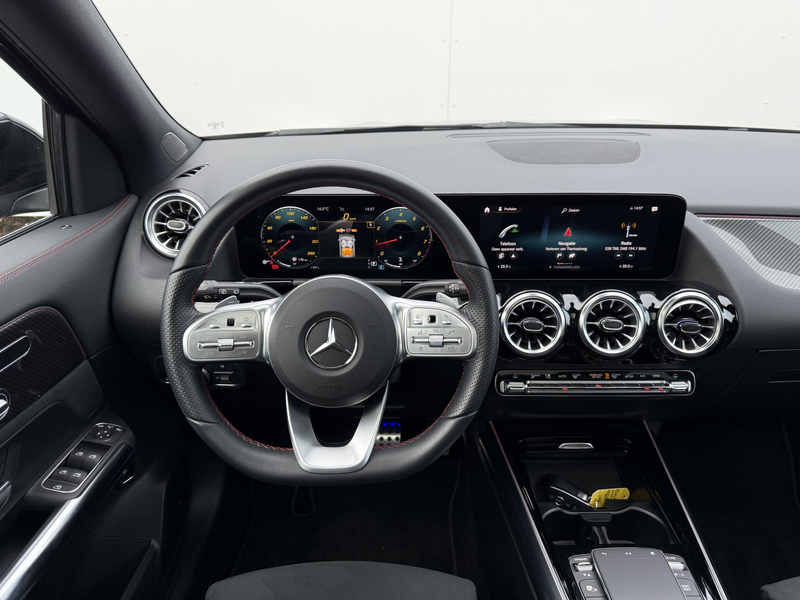 Mercedes-Benz GLA 200 Business Solution AMG | Pano | Ambient Light | Key — photo 12