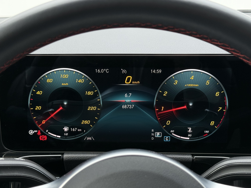 Mercedes-Benz GLA 200 Business Solution AMG | Pano | Ambient Light | Key — photo 18