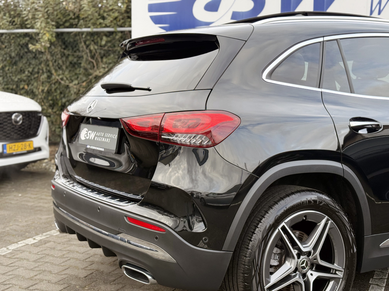 Mercedes-Benz GLA 200 Business Solution AMG | Pano | Ambient Light | Key — photo 37