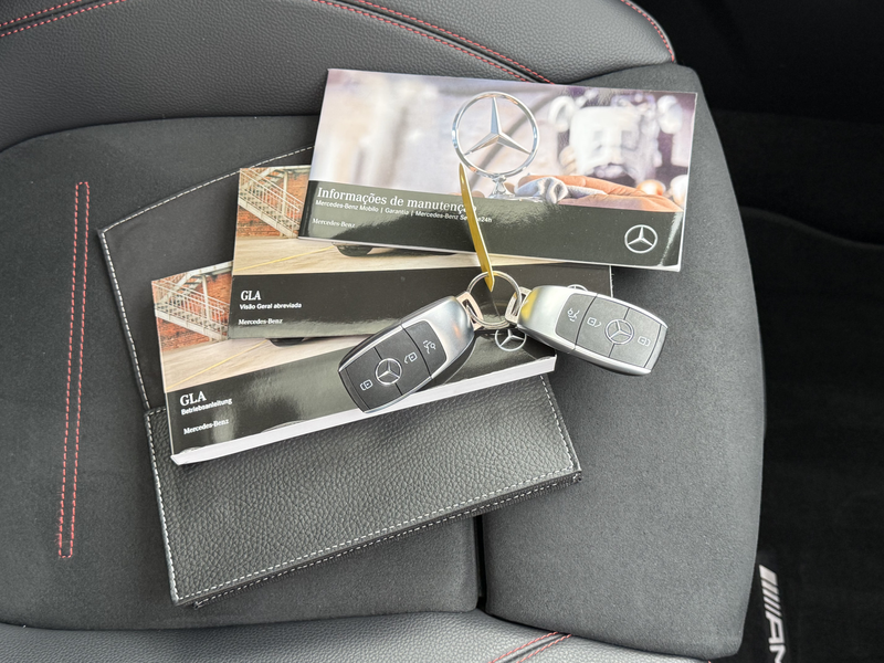 Mercedes-Benz GLA 200 Business Solution AMG | Pano | Ambient Light | Key — photo 34