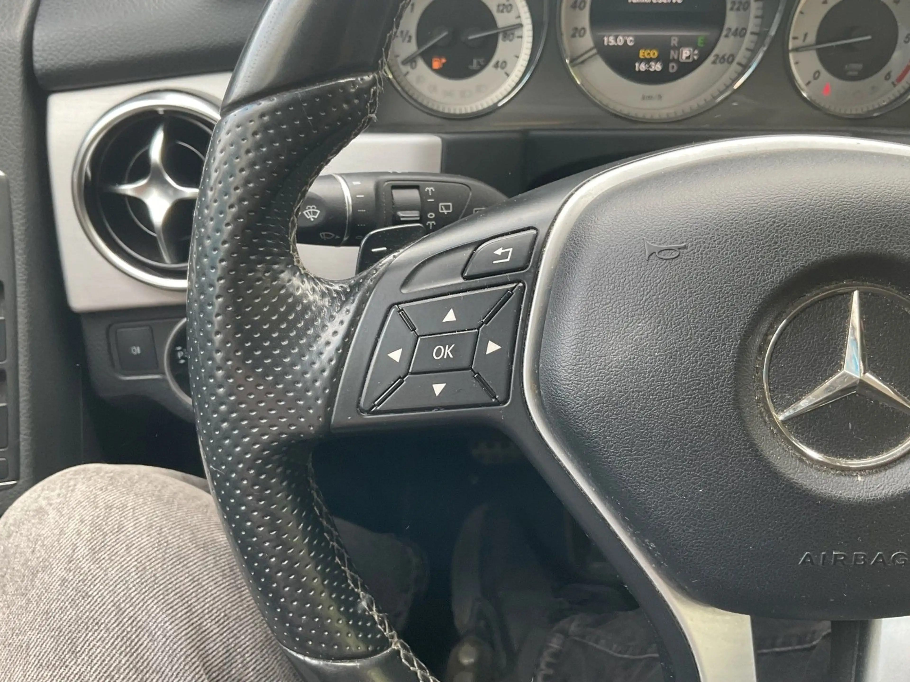 Mercedes-Benz GLK 220 CDI 4Matic LED Navi AHK SHZ PDC — photo 14