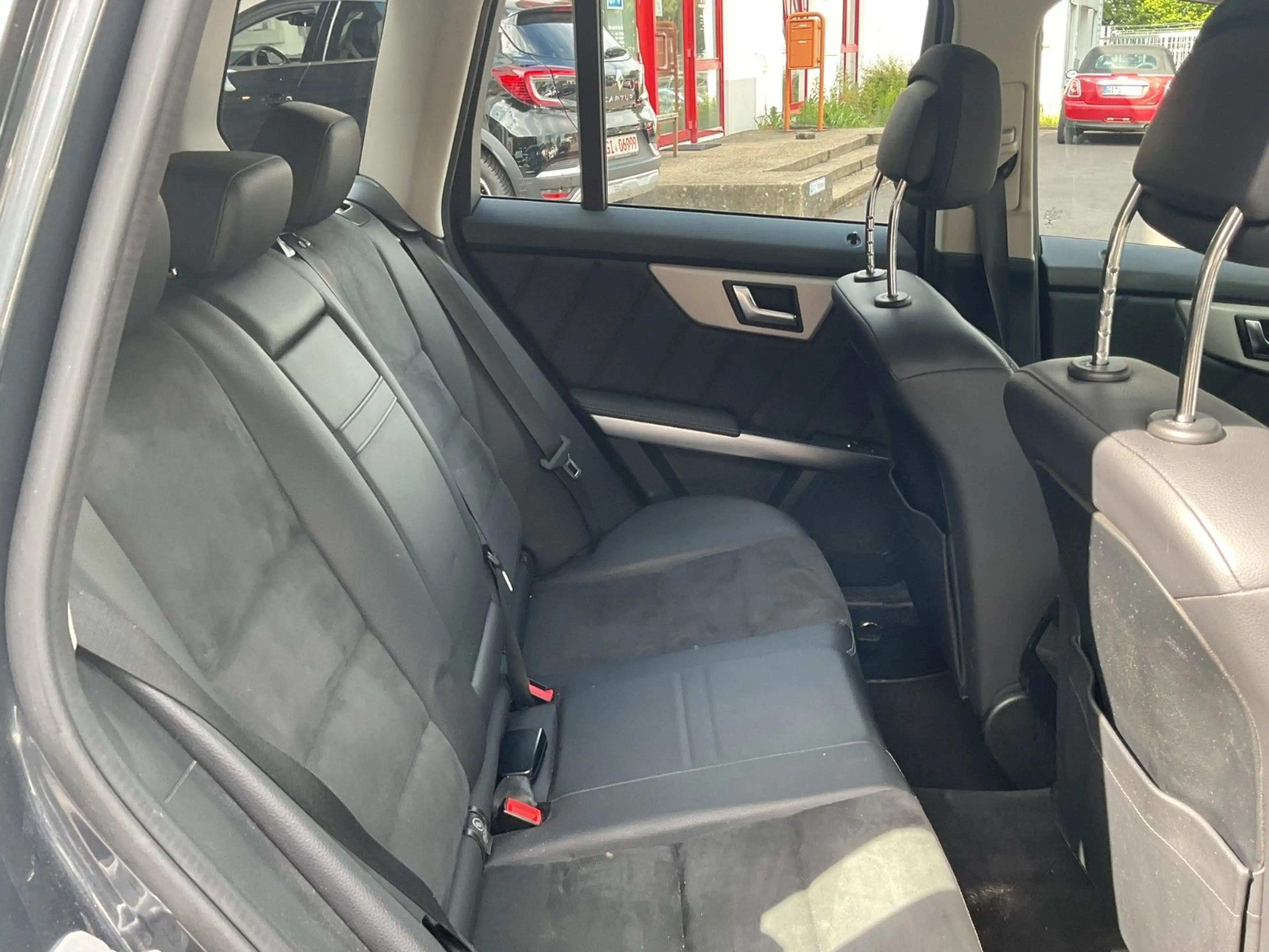 Mercedes-Benz GLK 220 CDI 4Matic LED Navi AHK SHZ PDC — photo 12