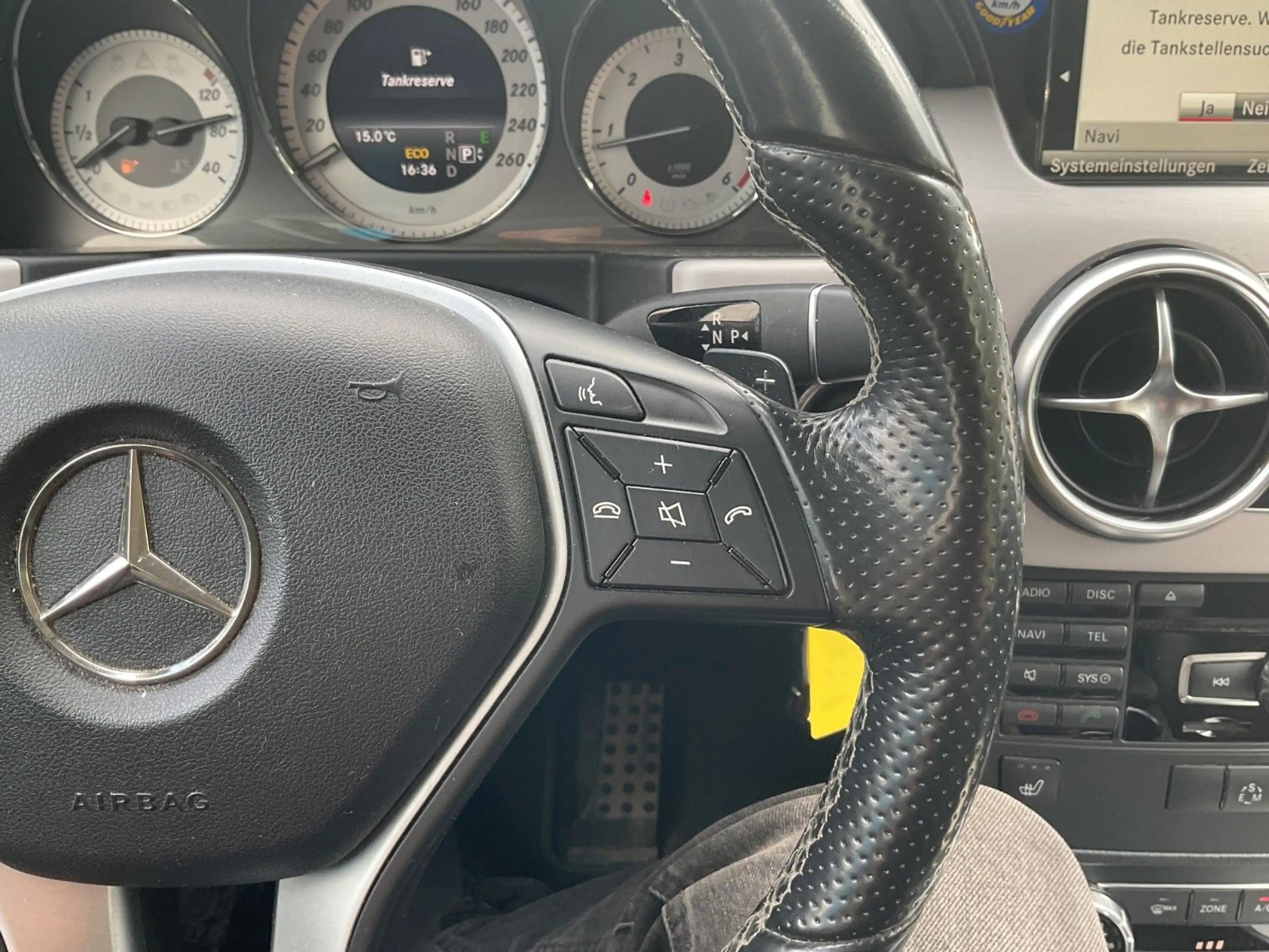 Mercedes-Benz GLK 220 CDI 4Matic LED Navi AHK SHZ PDC — photo 15