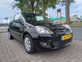Ford Fiesta 1.3-8V Futura Zwart - thumbnail 2