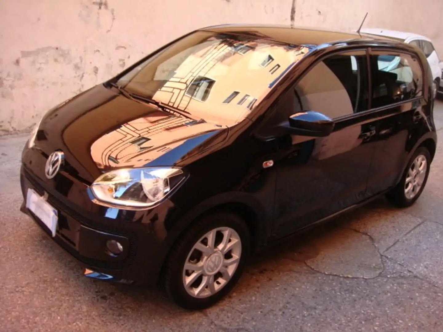 Volkswagen up! up! 5p 1.0 Move 75cv ASG *KM 9000* Negro - 2