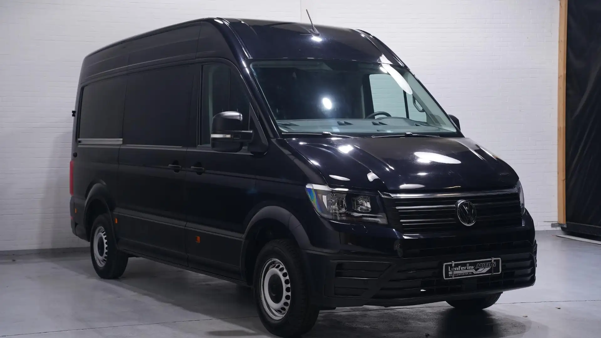 Volkswagen Crafter 2.0 TDI 140 pk L3H3 Airco, App Connect, Camera Laa Noir - 2