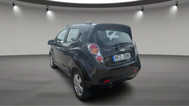 Chevrolet Spark view 4