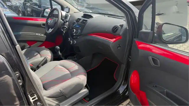 Chevrolet Spark view 13