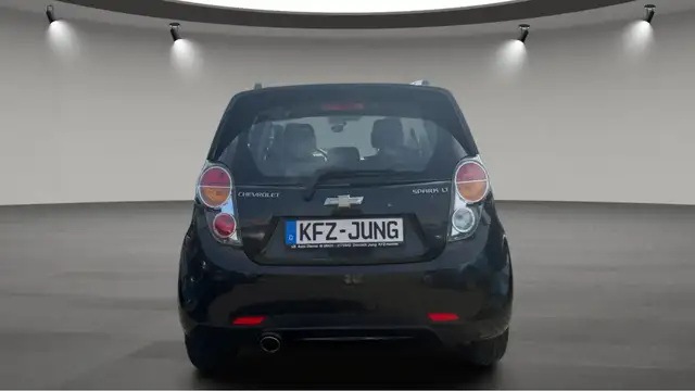 Chevrolet Spark view 5