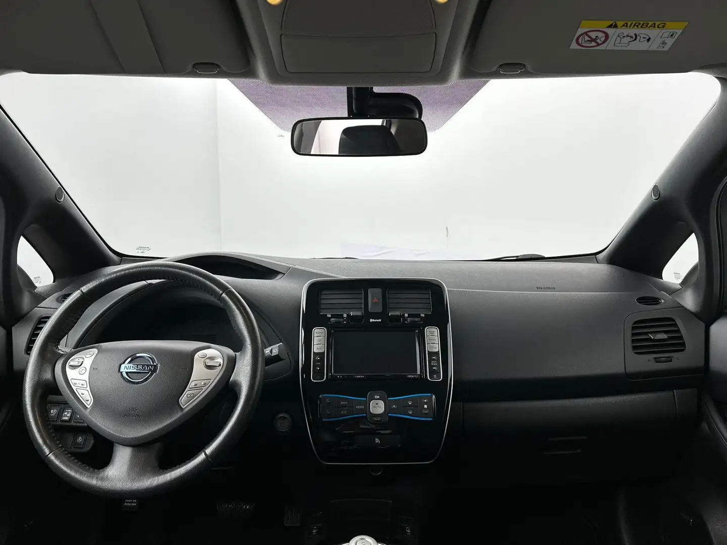 Nissan Leaf Business Edition 30 kWh | Navigatie | Leder | Stoe Šedá - 2