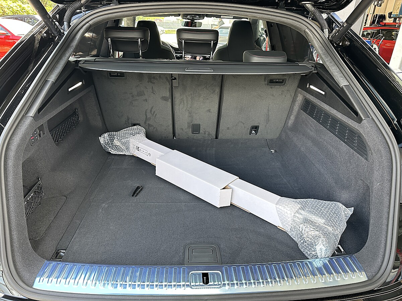 Audi Q8 50 TDI Quattro S-Line Aut. — photo 12