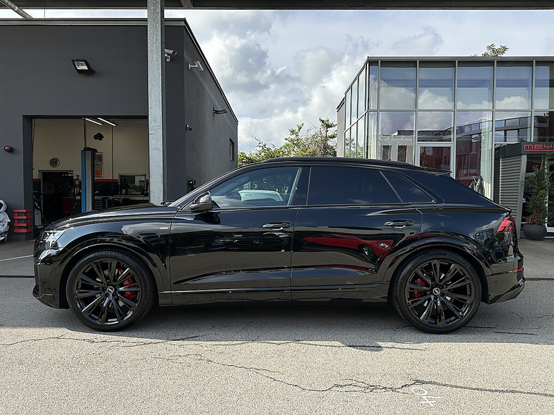 Audi Q8 50 TDI Quattro S-Line Aut. — photo 5
