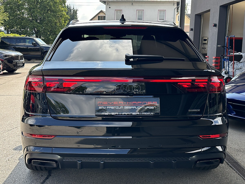 Audi Q8 50 TDI Quattro S-Line Aut. — photo 10