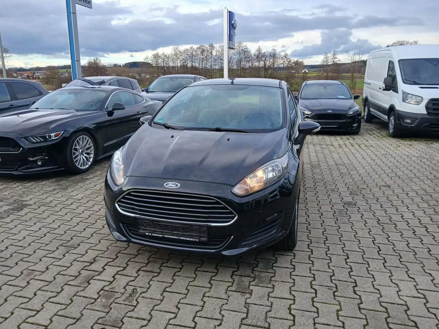 Ford Fiesta Sync Edition Schwarz - 2