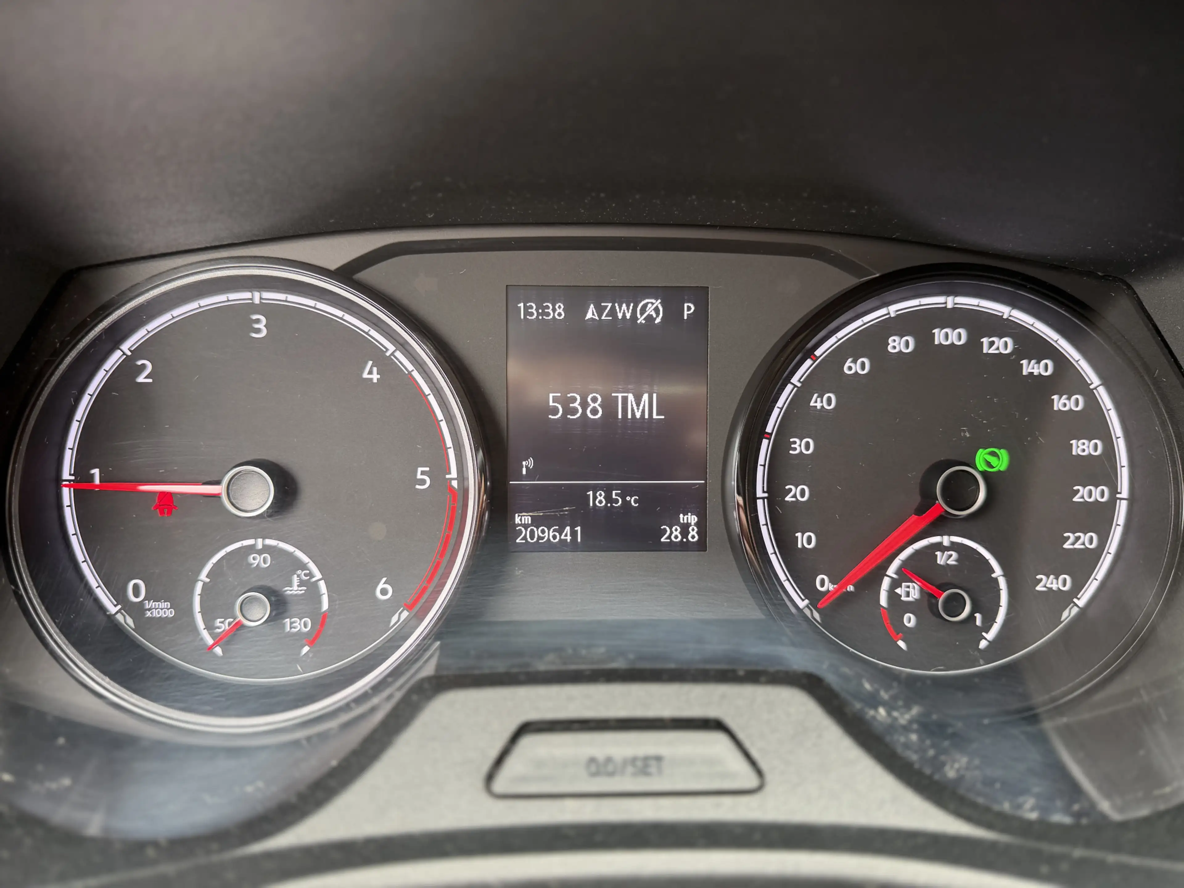 Volkswagen T6.1 Transporter 2.0 TDI 150pk DSG L2H1 Airco,Cruise,Navi,Pdc — photo 10