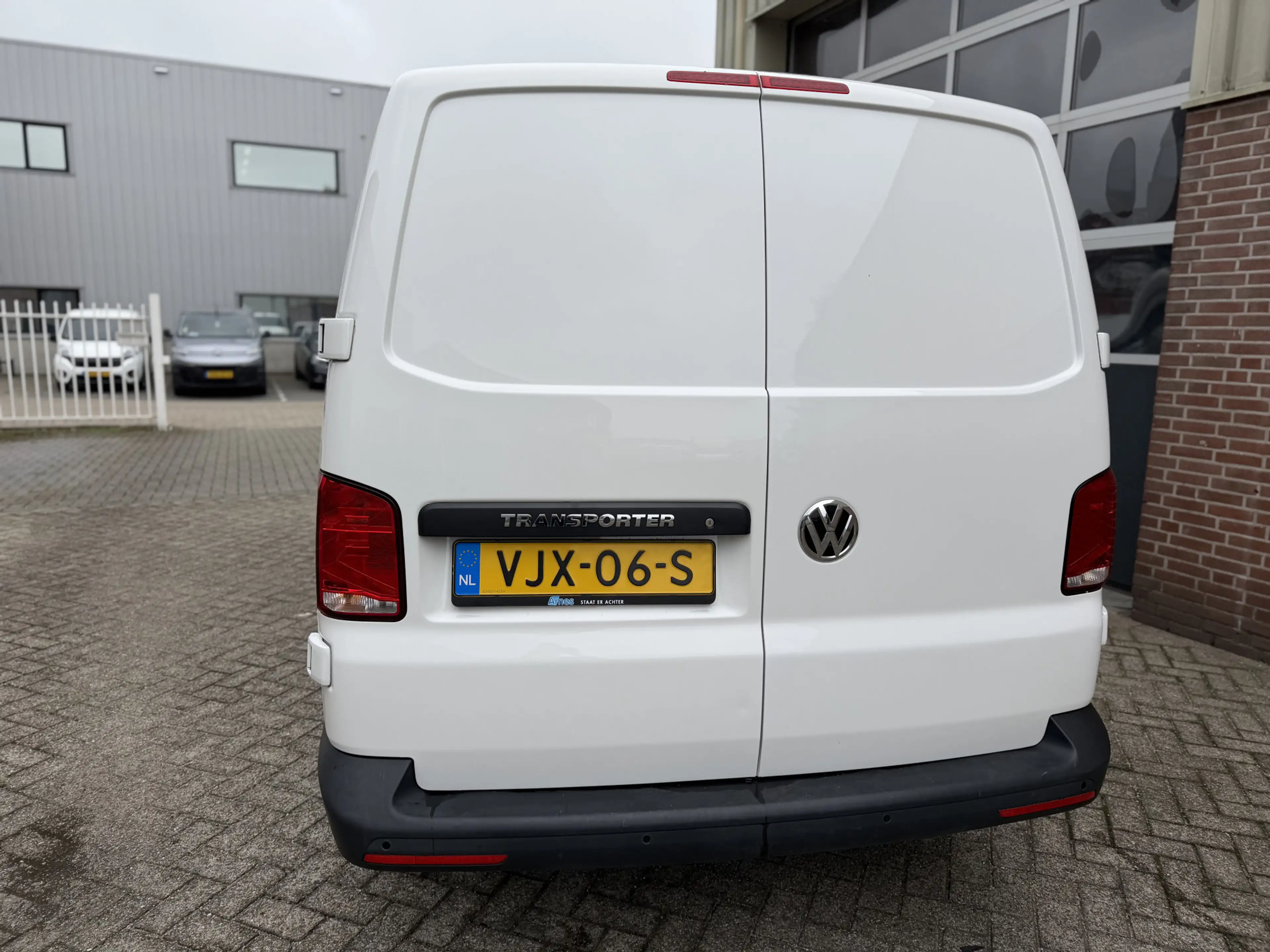 Volkswagen T6.1 Transporter 2.0 TDI 150pk DSG L2H1 Airco,Cruise,Navi,Pdc — photo 6