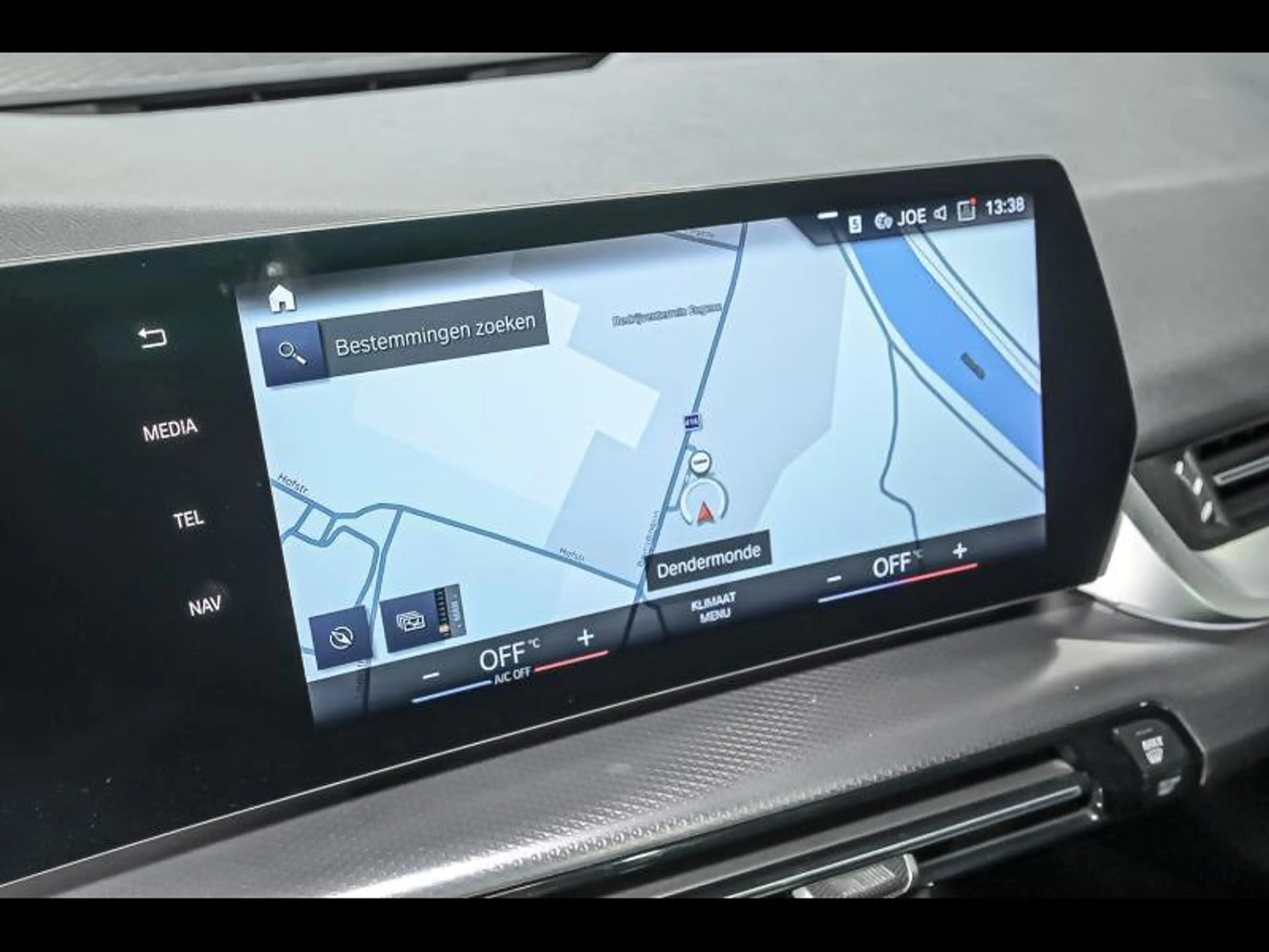 BMW 218 i Active Tourer - MPACK|CAM|PANO|DAB|CARPLAY — photo 13