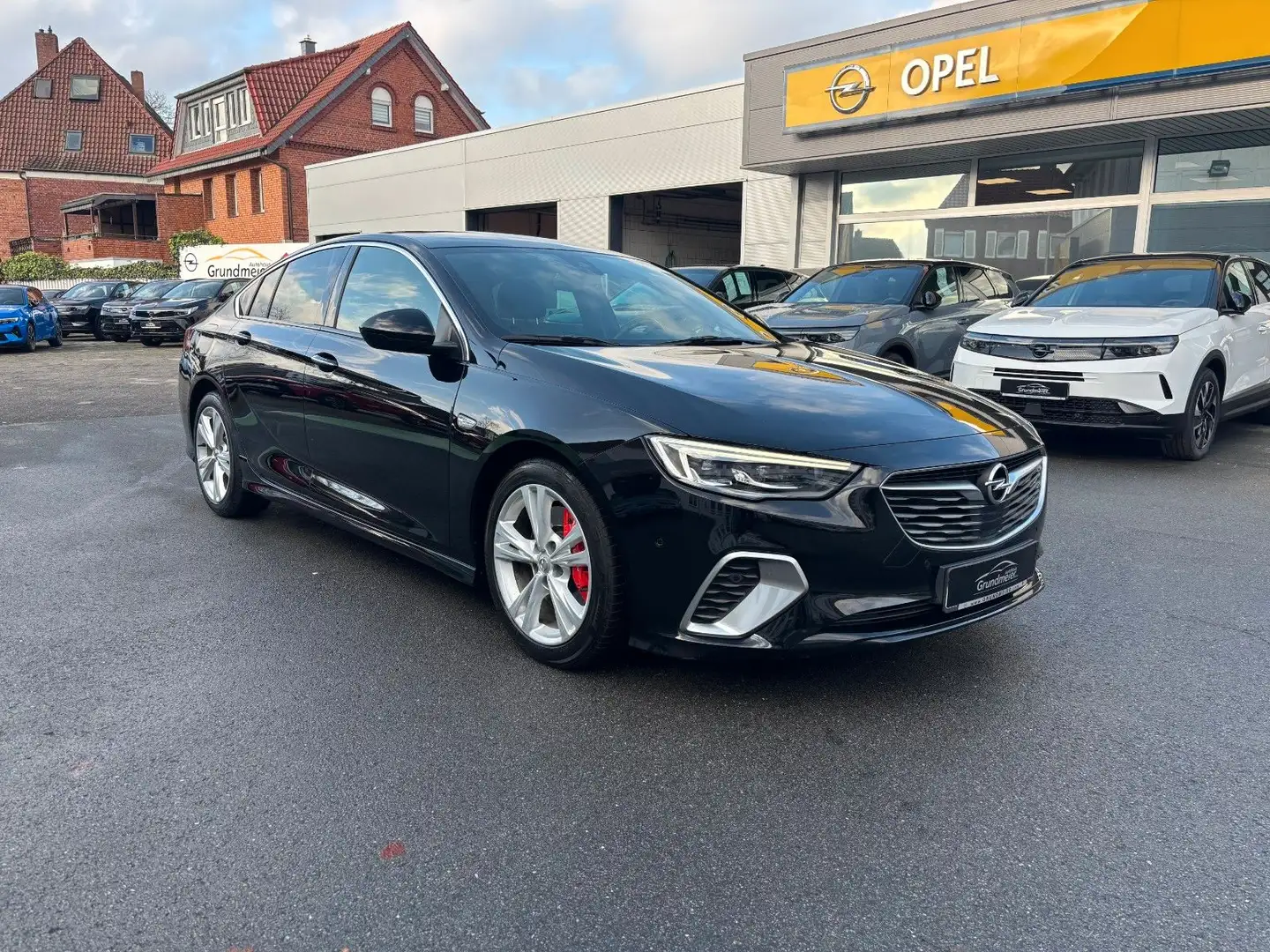 Opel Insignia B GSi /Allrad/Matrix-LED/Bose Schwarz - 2
